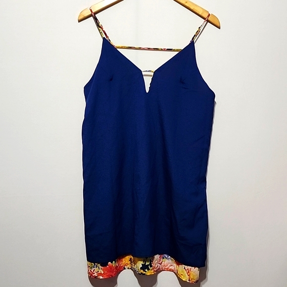 Forever 21 Contemporary Floral Top - Picture 10 of 12